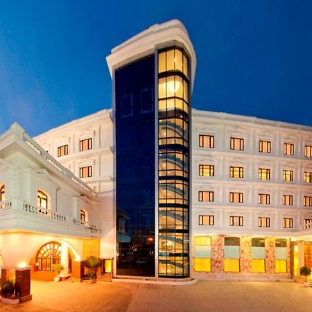 Anandha Inn Convention Centre And Suites Pondicherry Exterior foto